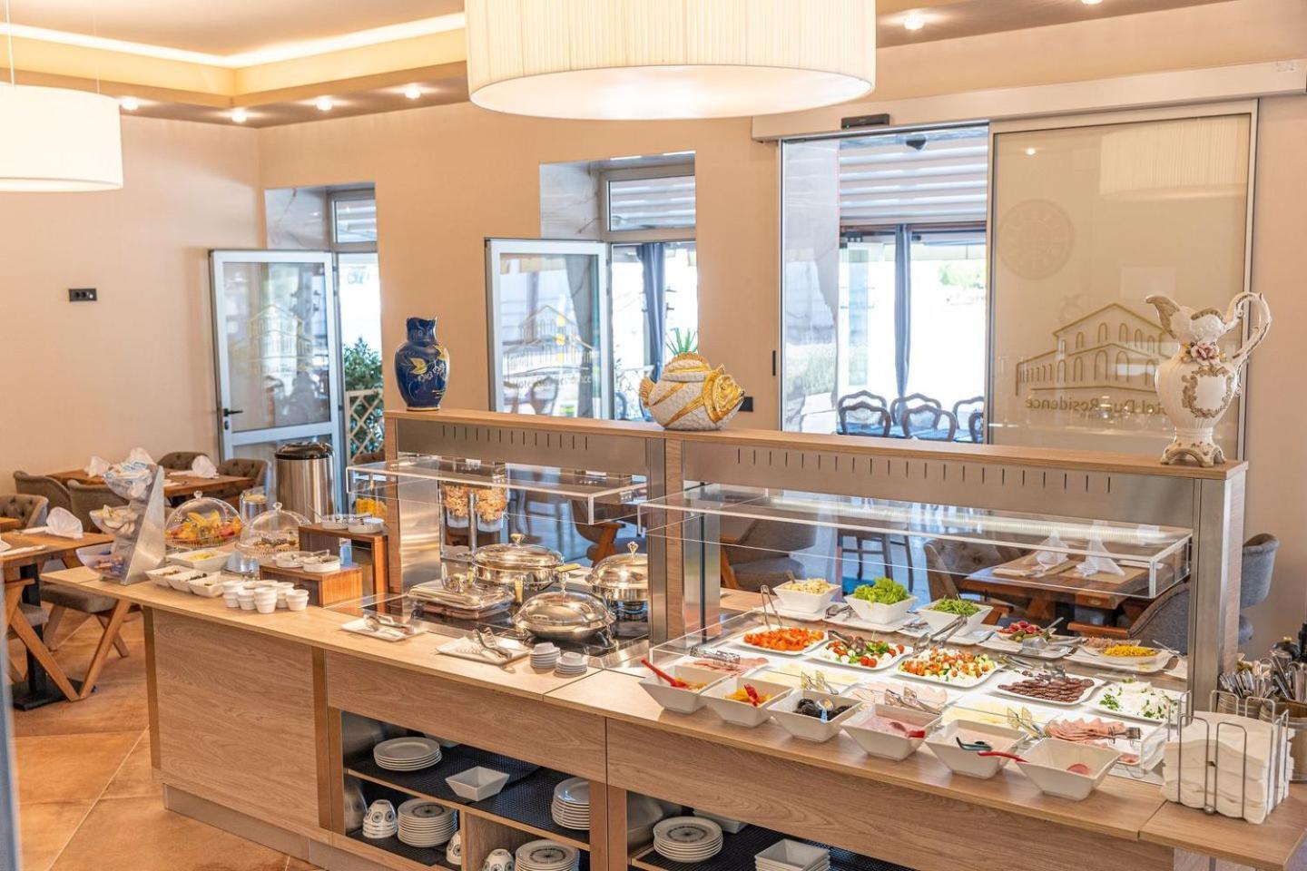 Hotel Dua Residence Porec Bagian luar foto