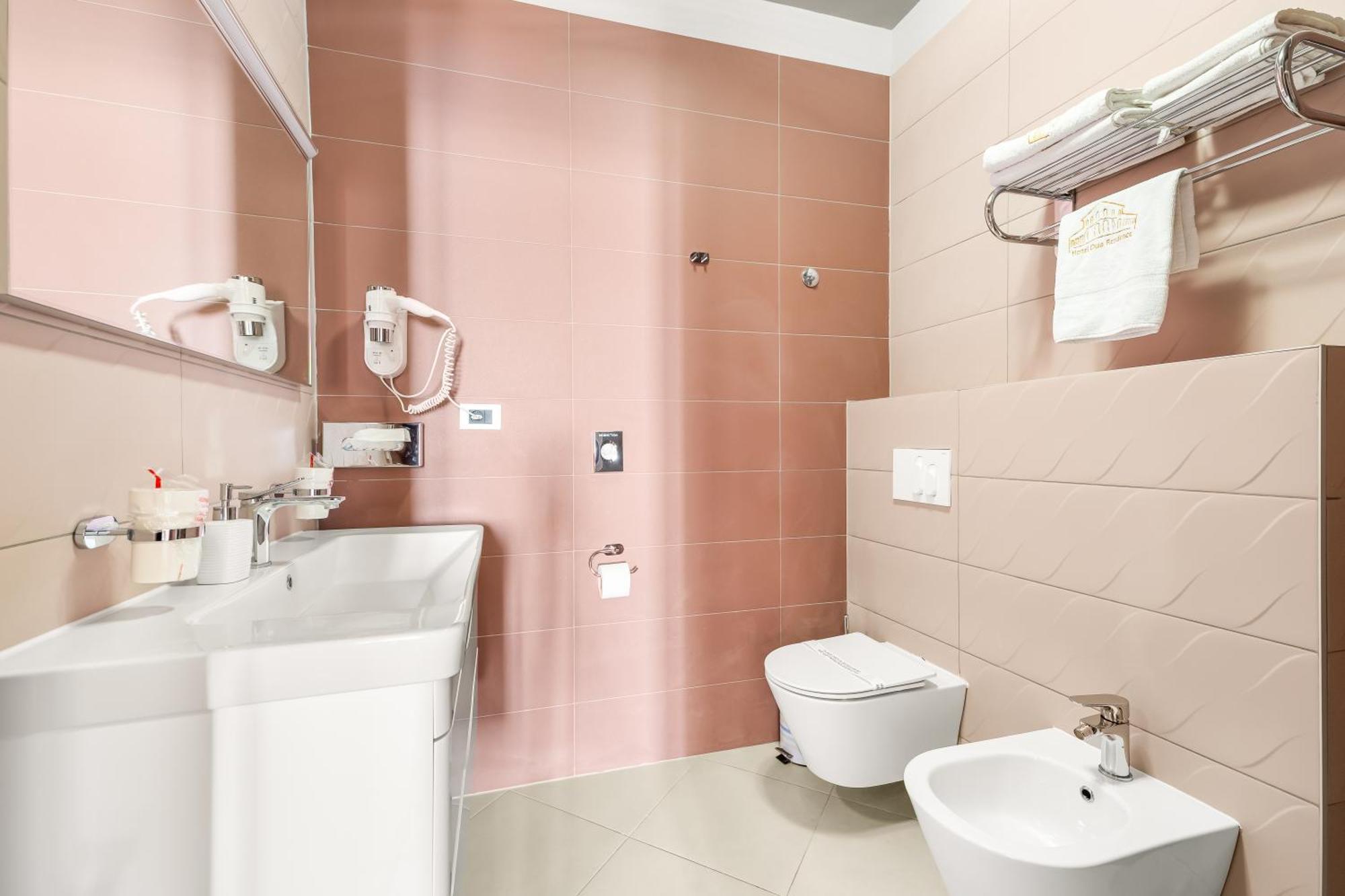 Hotel Dua Residence Porec Bagian luar foto